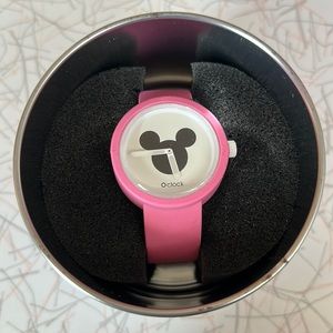 O bag disney dial Mickey Mouse watch and pink band